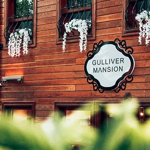 2* Hotel Gulliver Mansion