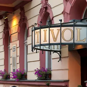 Отель Tivoli